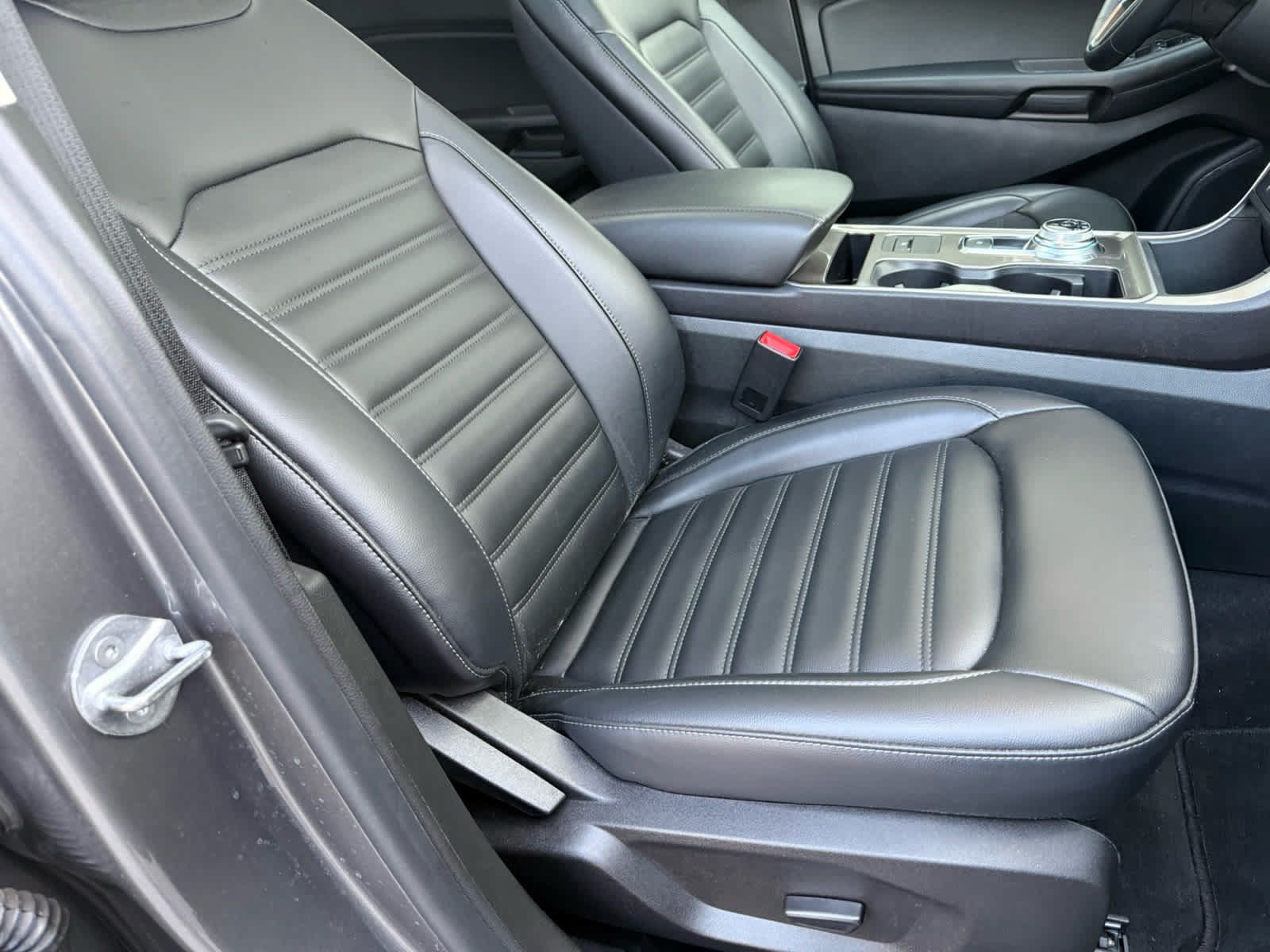 Certified 2023 Ford Edge SEL w/ Convenience Package AWD/4WD image 8