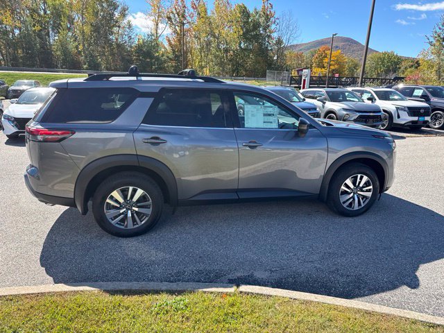 New 2026 Nissan Pathfinder SL AWD/4WD image 14