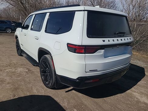 Used 2023 Jeep Wagoneer Series II image 6