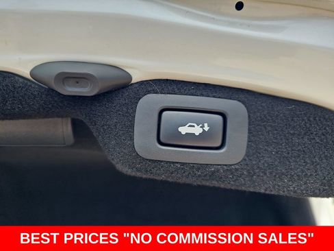 Used 2016 Lexus LS 460 w/ Comfort Package RWD image 13