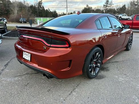 Used 2022 Dodge Charger Scat Pack image 3