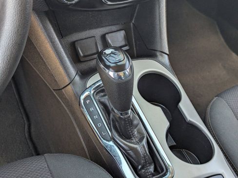 Used 2018 Chevrolet Cruze LS FWD image 26