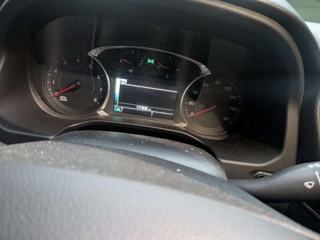 Used 2017 GMC Acadia SLT FWD image 8