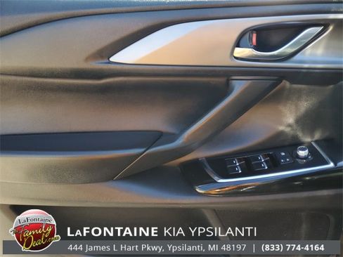 Used 2023 MAZDA CX-9 Touring image 14