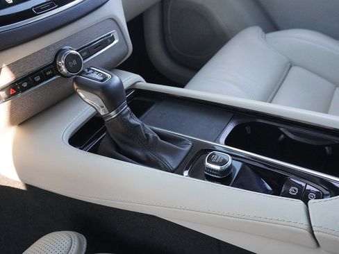 Used 2022 Volvo XC90 T6 Inscription w/ Advanced Package image 66