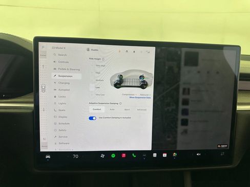 Used 2022 Tesla Model X image 39
