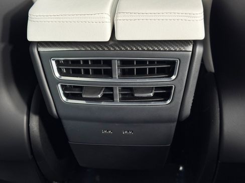 Used 2017 Tesla Model S 90D image 32