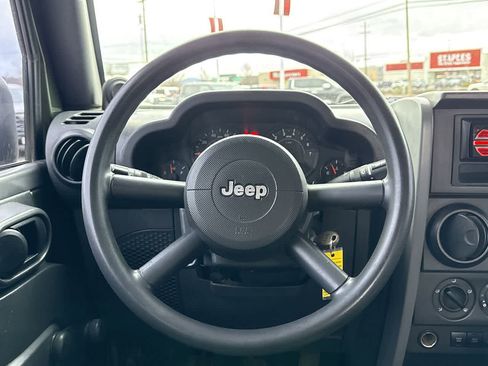 Used 2007 Jeep Wrangler X image 16