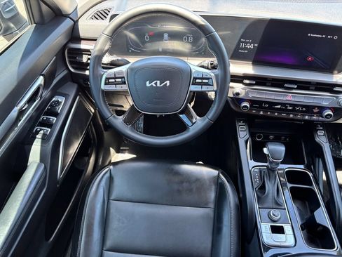 Used 2024 Kia Telluride S w/ S Sunroof Package FWD image 13