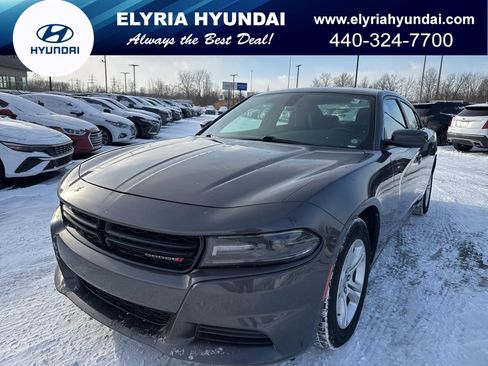 Used 2019 Dodge Charger SXT w/ Leather Interior Group image 1