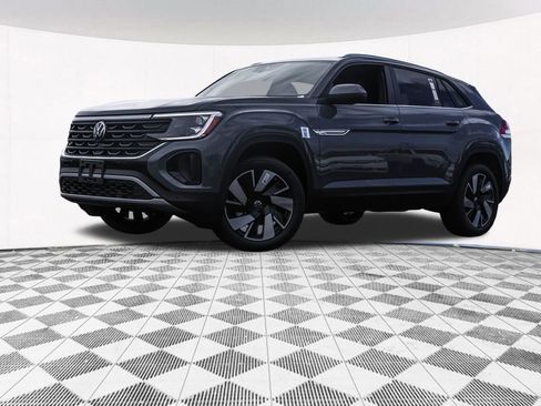 New 2026 Volkswagen Atlas Cross Sport SE image 2
