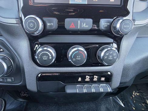 New 2026 RAM 1500 Tradesman AWD/4WD image 18