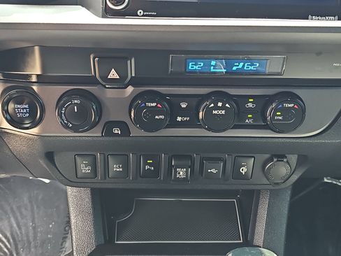 Used 2022 Toyota Tacoma TRD Sport w/ Technology Package AWD/4WD image 22
