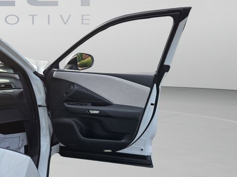 Certified 2025 Lexus TX 350 FWD w/ Technology Package image 26