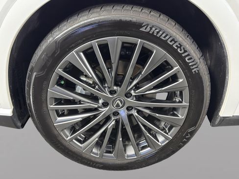 Certified 2025 Lexus RX 450h AWD w/ Convenience Package image 6