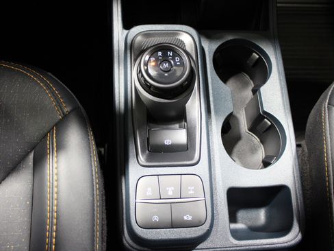 Used 2025 Ford Maverick Tremor AWD/4WD image 18