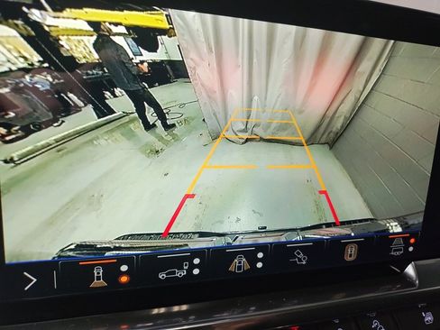 New 2026 GMC Sierra 1500 SLT w/ SLT Premium Plus Package image 31