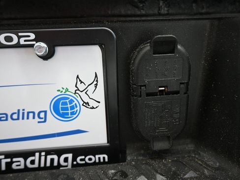 Used 2023 Nissan Titan PRO-4X w/ Pro-4x Convenience Package image 57