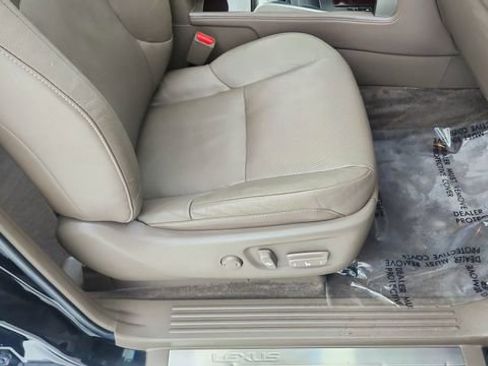 Used 2018 Lexus GX 460 Premium w/ Premium Package image 23