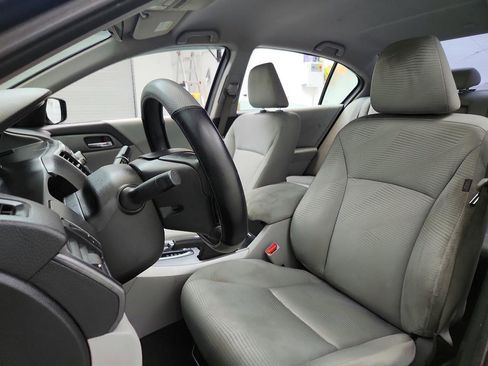 Used 2014 Honda Accord LX image 14
