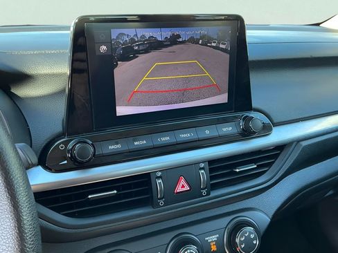 Used 2024 Kia Forte LXS image 33