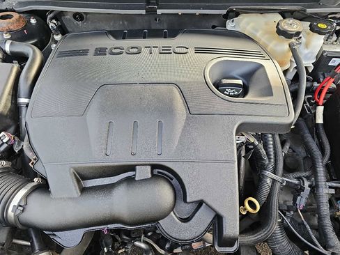 Used 2012 Chevrolet Malibu LT image 22