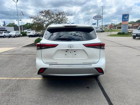 Used 2021 Toyota Highlander Platinum AWD/4WD image 37
