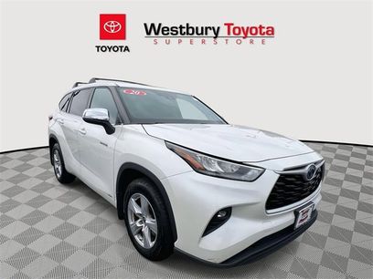 Used 2020 Toyota Highlander LE