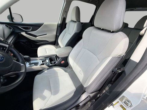 Used 2022 Subaru Forester AWD/4WD image 16