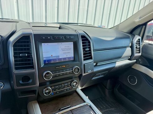 Used 2020 Ford Expedition Platinum AWD/4WD image 21