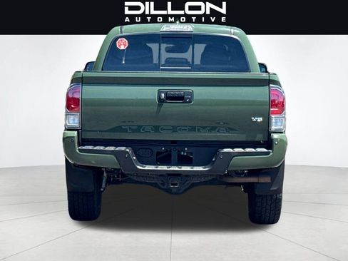 Used 2021 Toyota Tacoma TRD Off-Road w/ TRD Premium Off Road Package AWD/4WD image 5