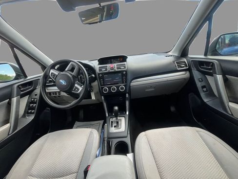Used 2017 Subaru Forester 2.5i Premium AWD/4WD image 9