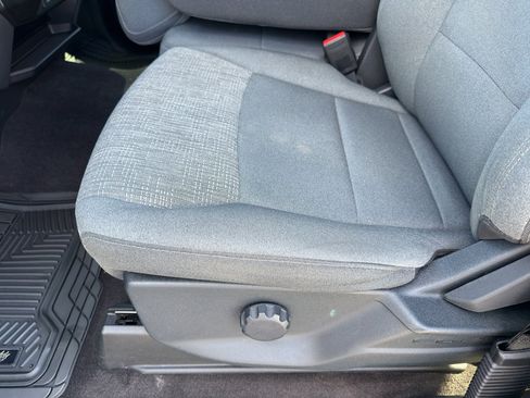 Used 2021 Ford F150 XLT image 14