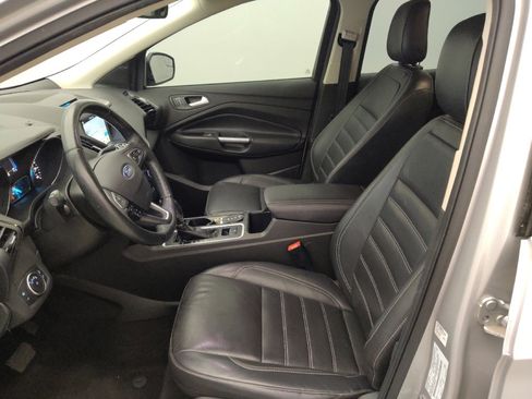 Used 2018 Ford Escape Titanium FWD image 17