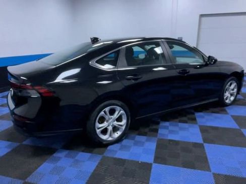 Certified 2023 Honda Accord LX image 8