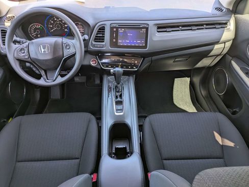 Used 2017 Honda HR-V EX image 15
