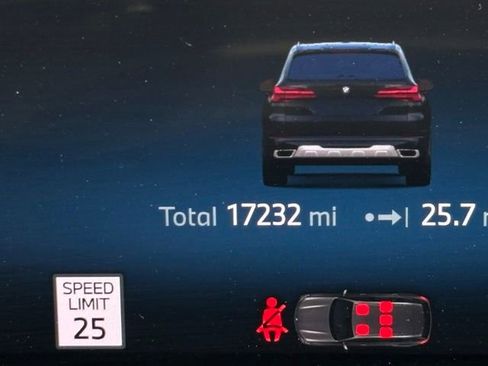 Used 2025 BMW X5 xDrive40i w/ Premium Package image 34