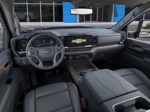 New 2026 Chevrolet Silverado 2500 LT w/ Z71 Chrome Sport Edition AWD/4WD image 18