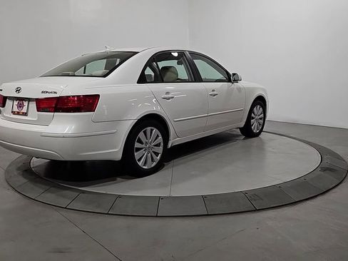 Used 2010 Hyundai Sonata GLS image 5