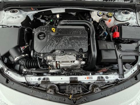 Used 2024 Chevrolet Malibu RS w/ LPO, Floor Liner Package image 8