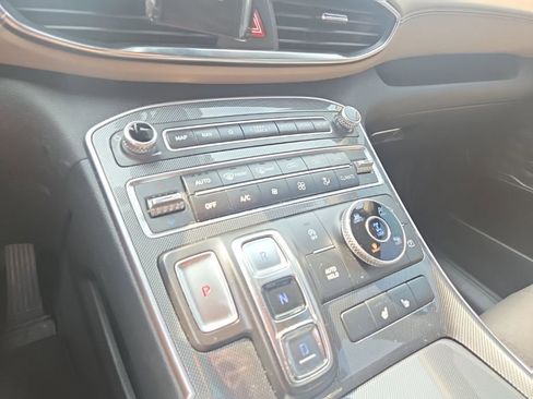 Used 2023 Hyundai Santa Fe SEL image 19