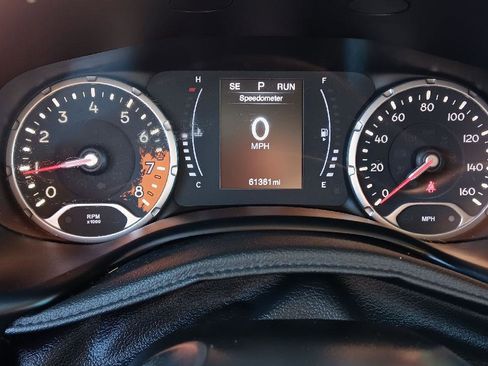 Used 2018 Jeep Renegade Latitude image 10