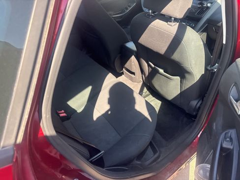 Used 2015 Ford Focus SE image 10