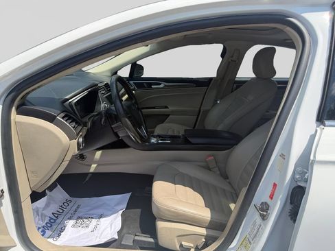 Used 2019 Ford Fusion SEL FWD image 15