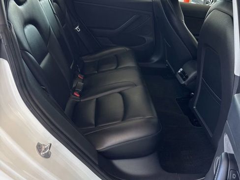 Used 2023 Tesla Model 3 Standard Range RWD image 5