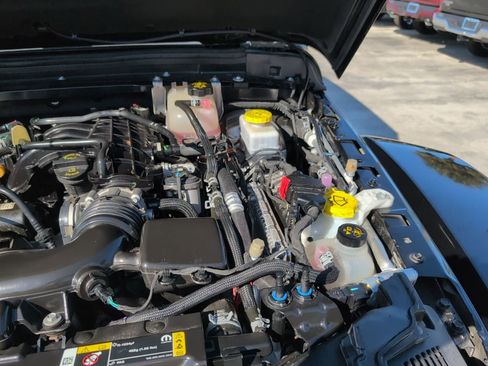 Used 2022 Jeep Wrangler Unlimited Rubicon w/ LED Lighting Group image 44