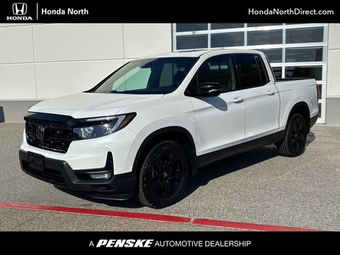 Used 2025 Honda Ridgeline Black Edition image 1