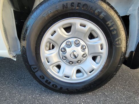 Used 2015 Nissan NV 2500 SV w/ Side & Curtain Airbag Package image 49