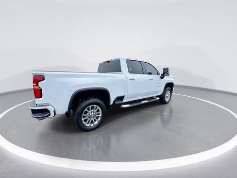 Used 2025 Chevrolet Silverado 2500 LT w/ Z71 Chrome Sport Edition image 8