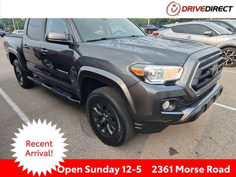 Used 2023 Toyota Tacoma SR5 AWD/4WD image 1